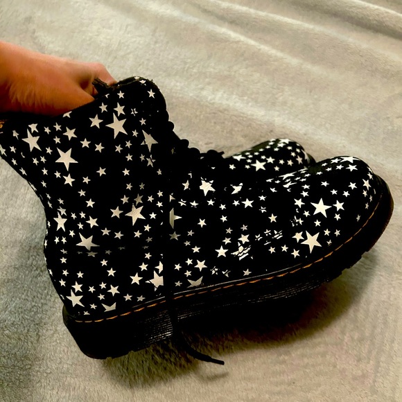 Other - Dr.Martens youth boots